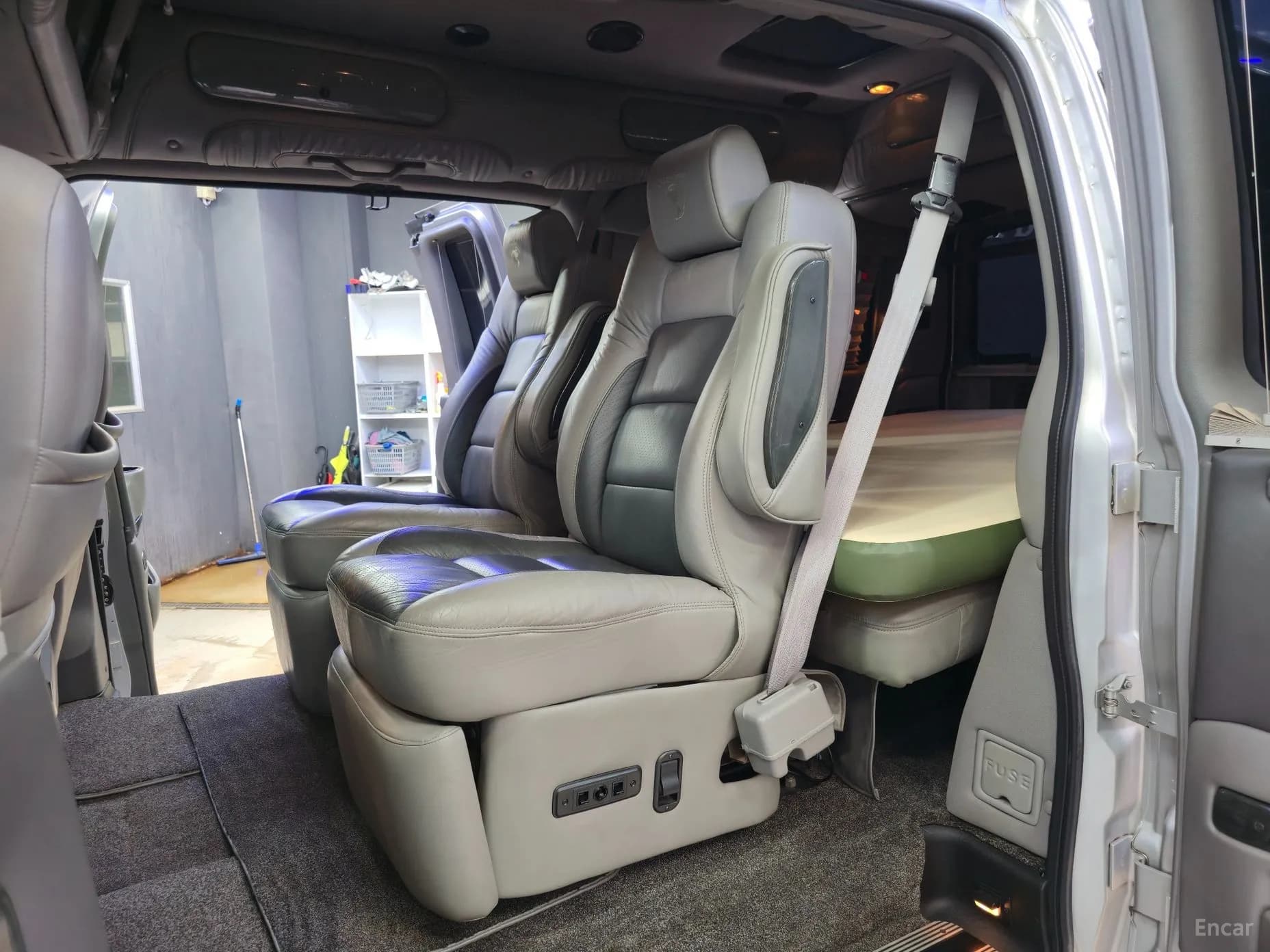 Express Van