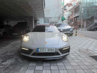 911 (992)