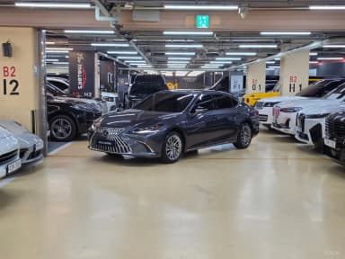 ES300h 7th Generation