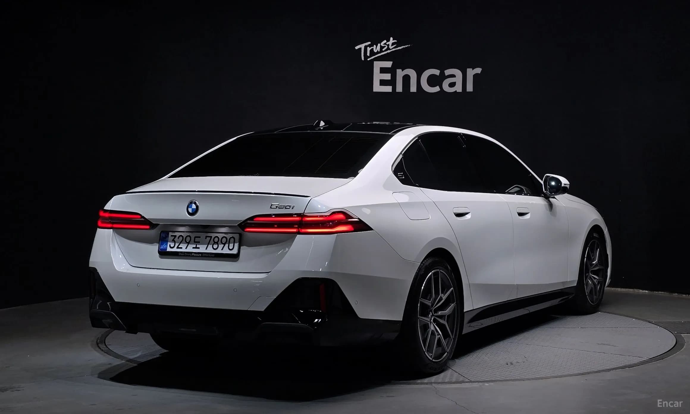 5 Series (G60)