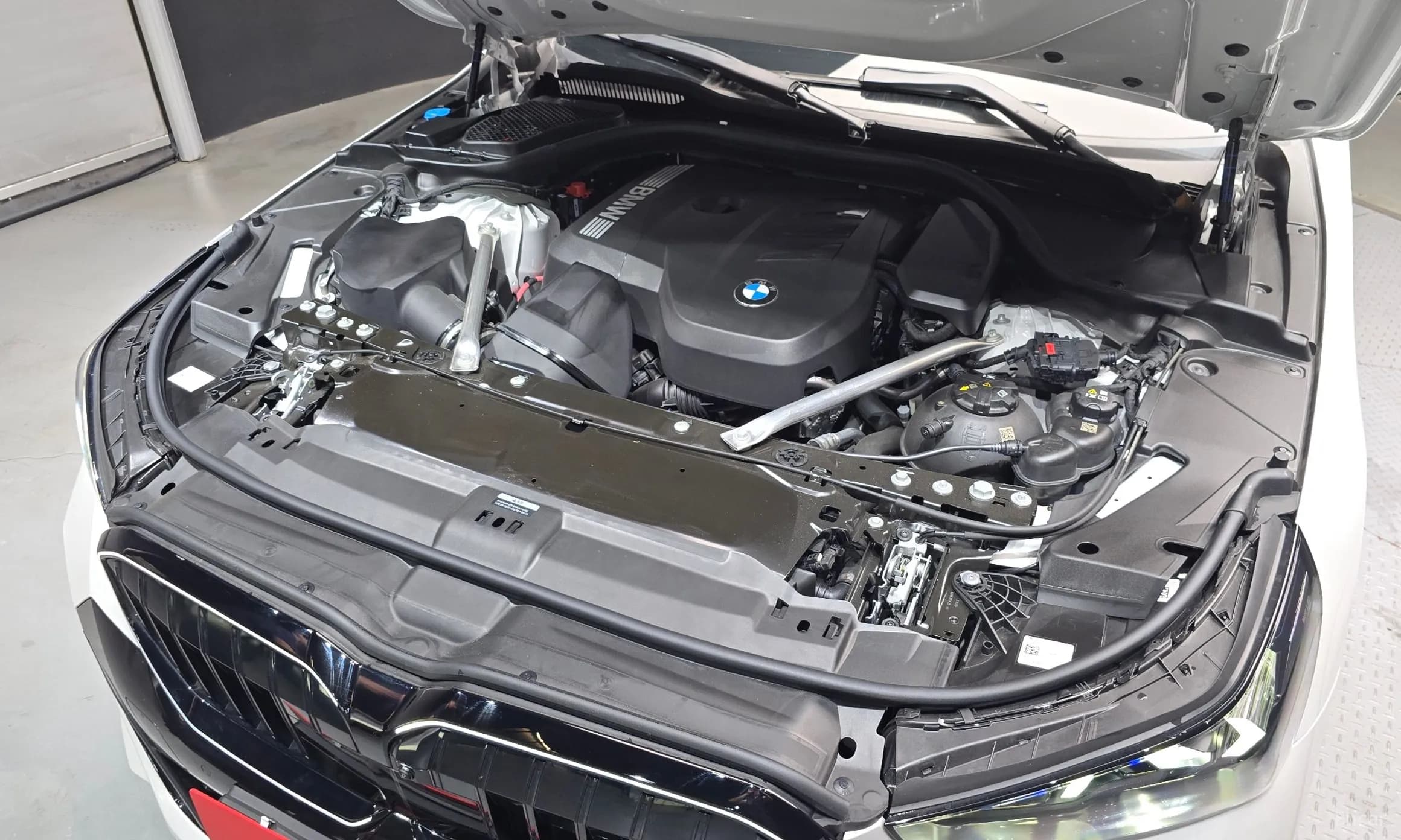 5 Series (G60)