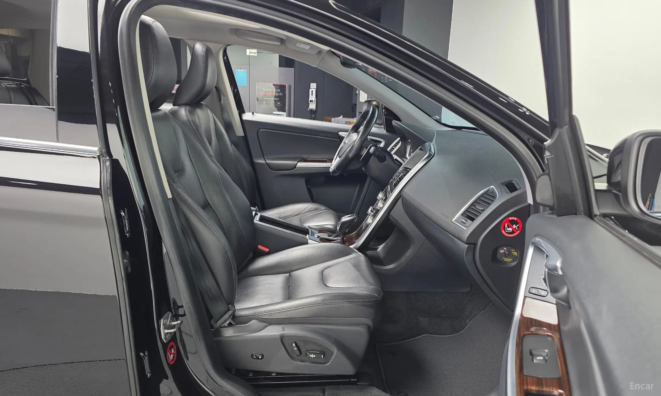 XC60