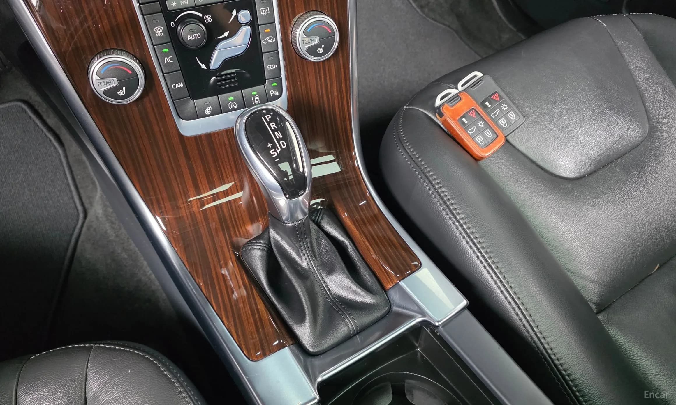 XC60