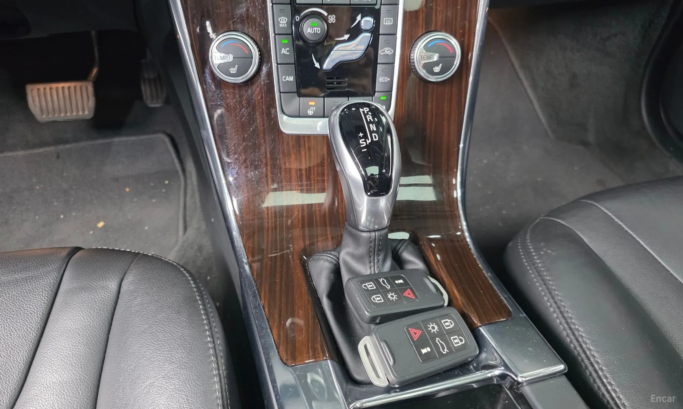 XC60