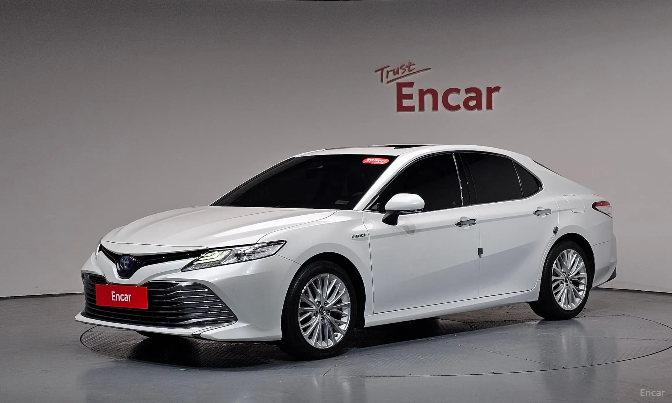 Camry (XV70)