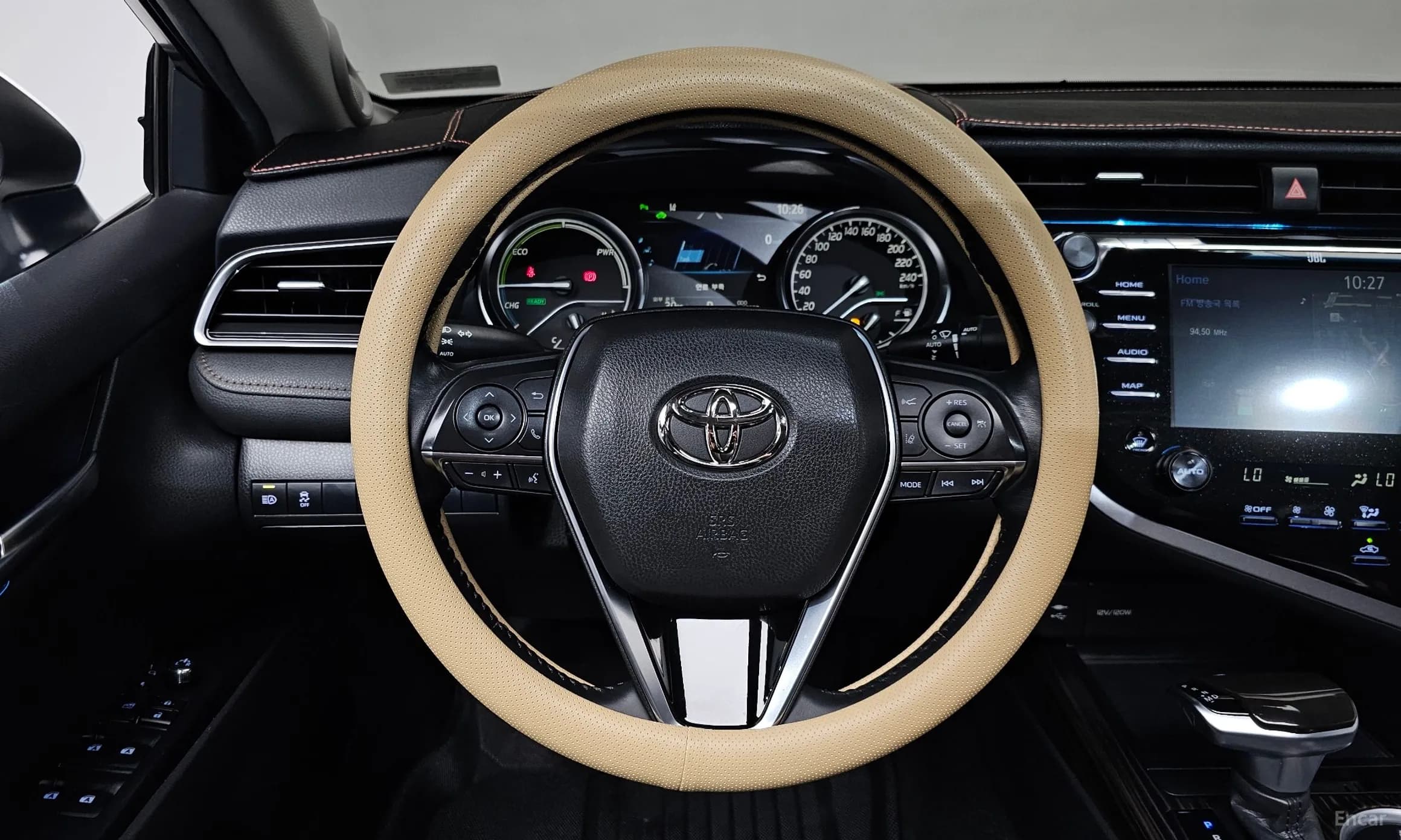 Camry (XV70)