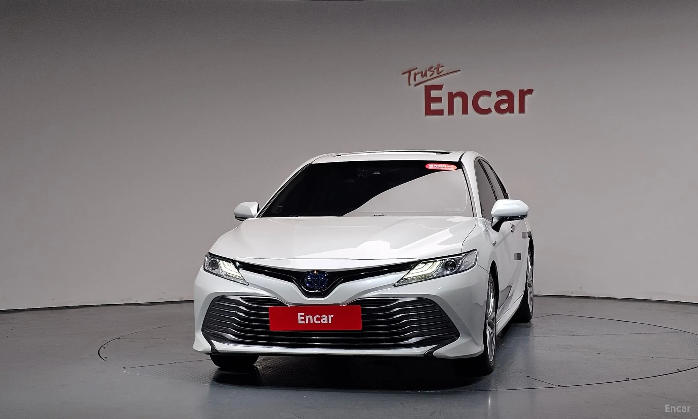 Camry (XV70)