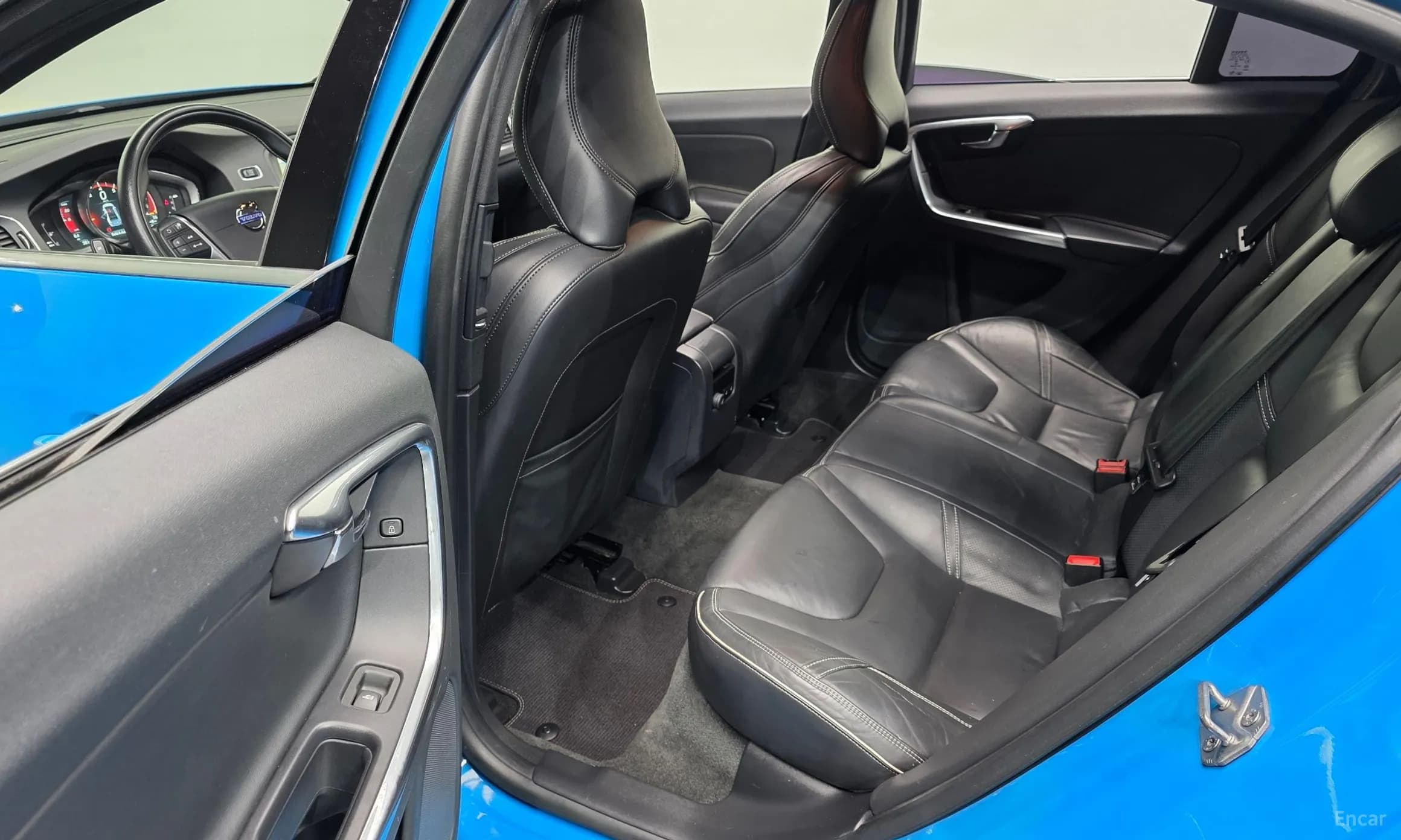 S60