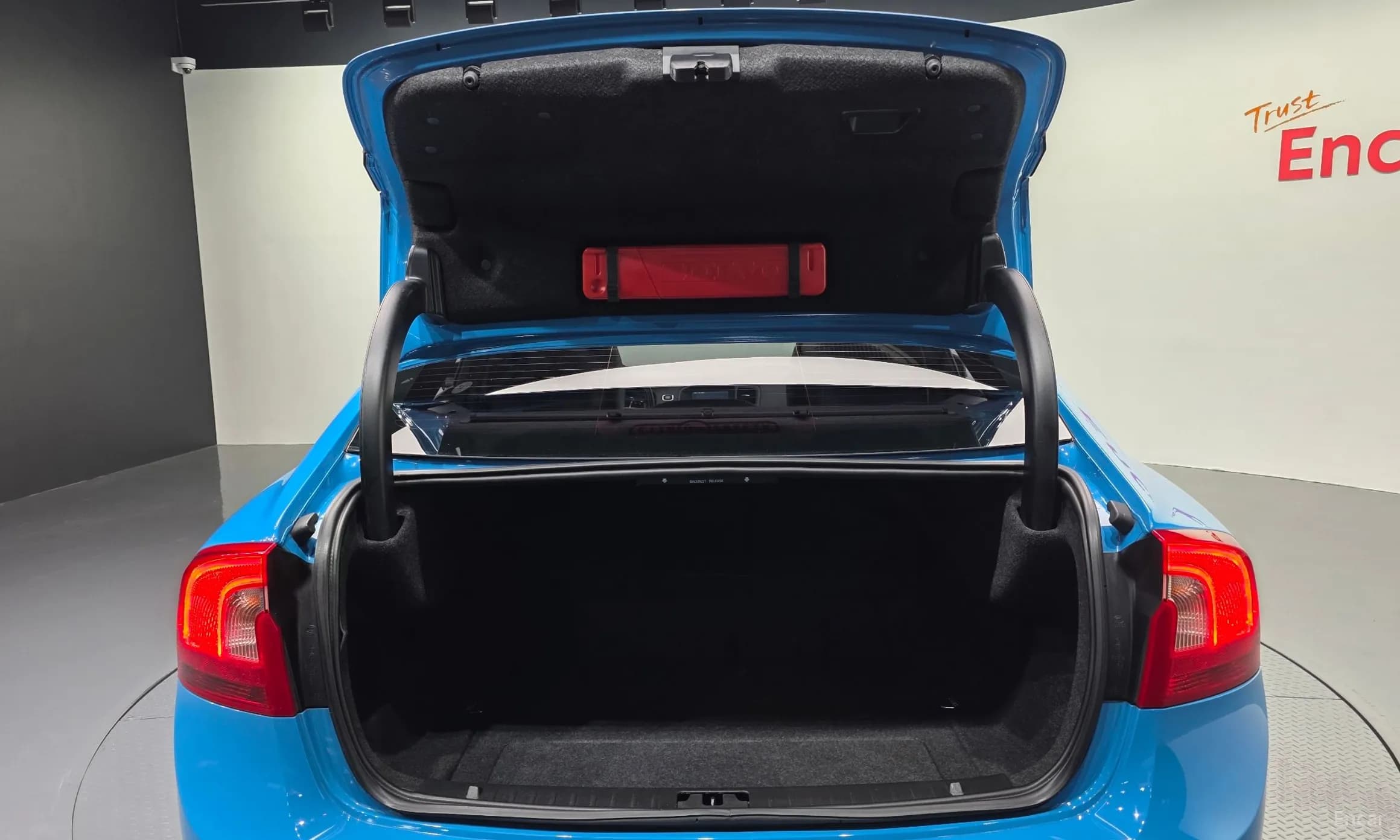 S60