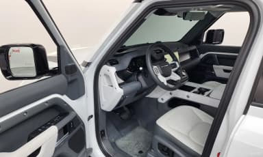Defender (L663)