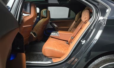 7 Series (G70)