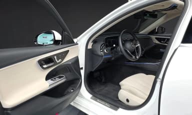 E-Class W214