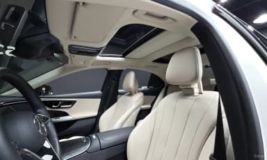 E-Class W214