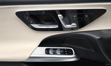 E-Class W214