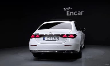 E-Class W214