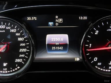 E-Class W213
