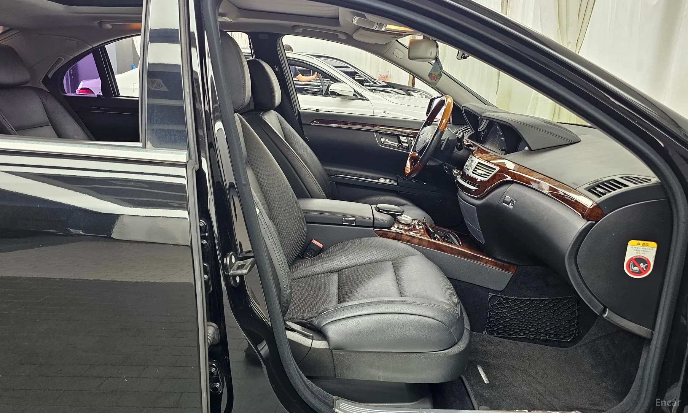 S-Class W221