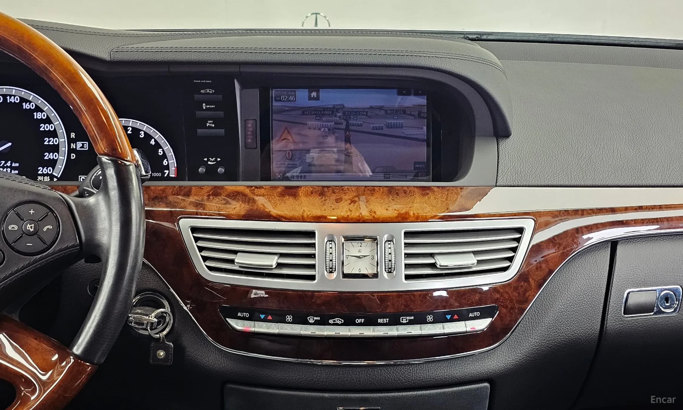 S-Class W221