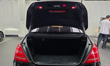 S-Class W221
