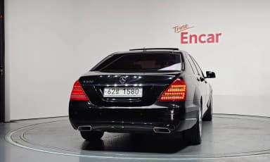 S-Class W221
