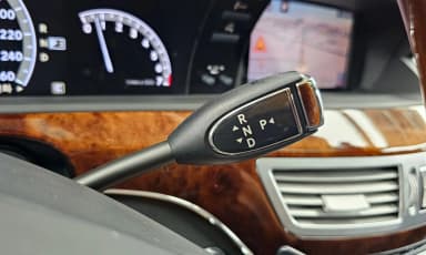 S-Class W221