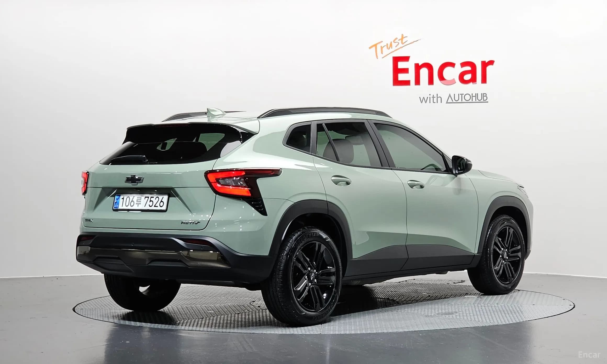 Trax Crossover