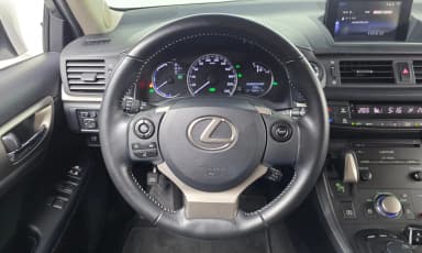 CT200h