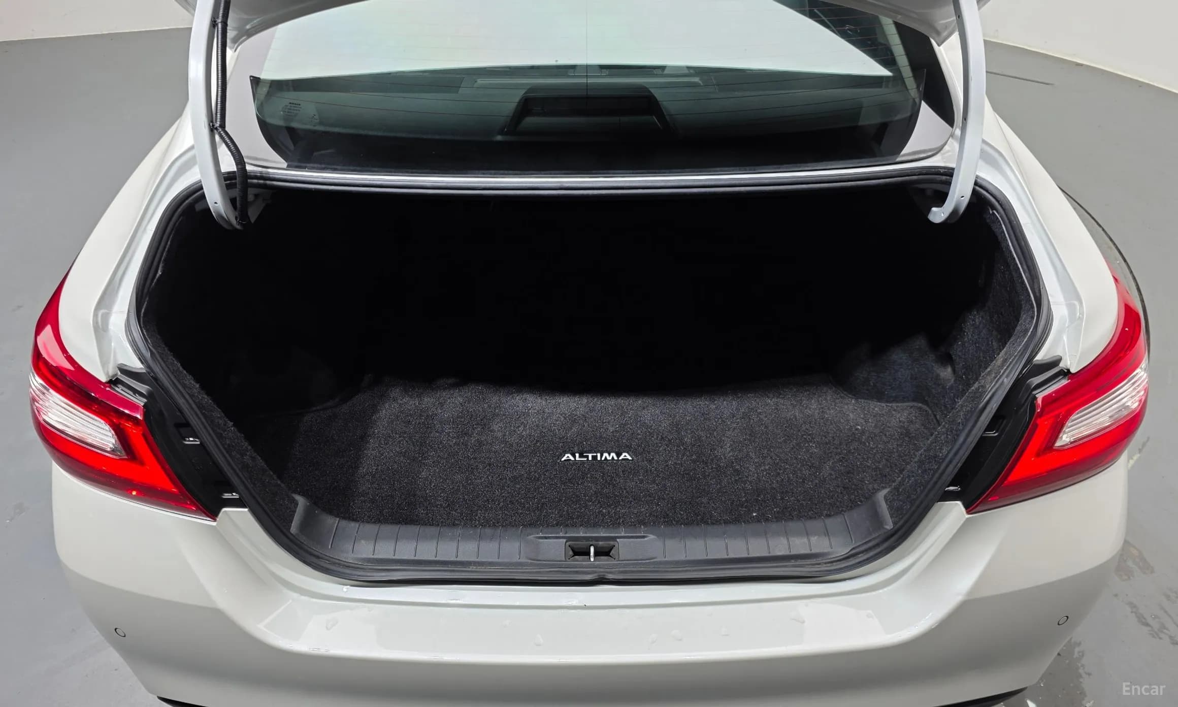 Altima