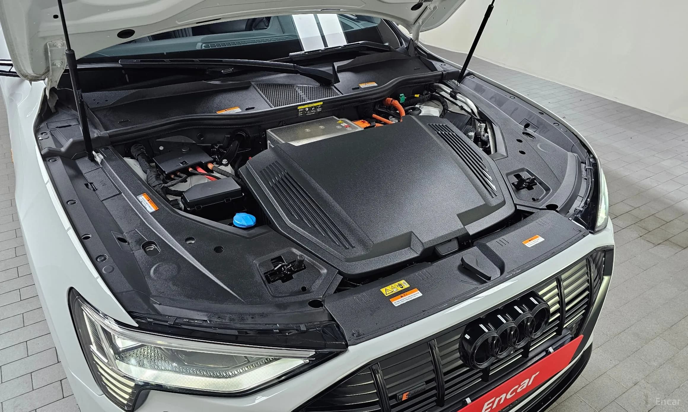 e-tron