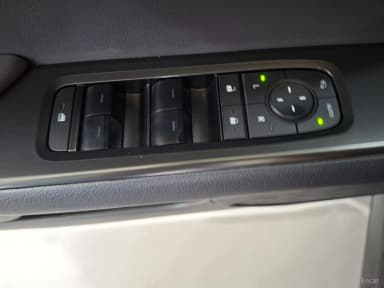 UX300h