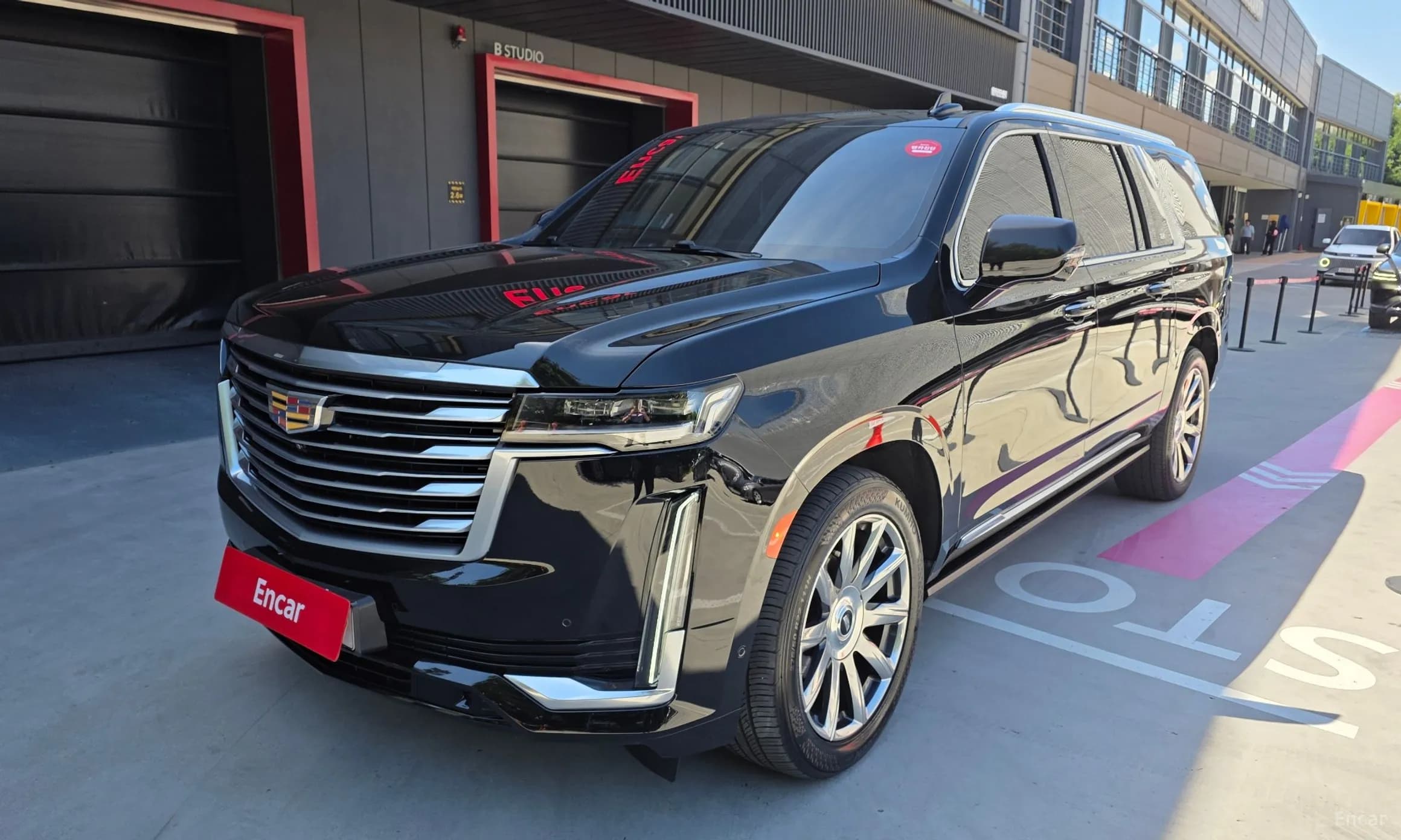 Escalade 5th Generation