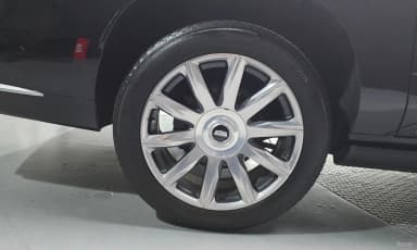 Escalade 5th Generation