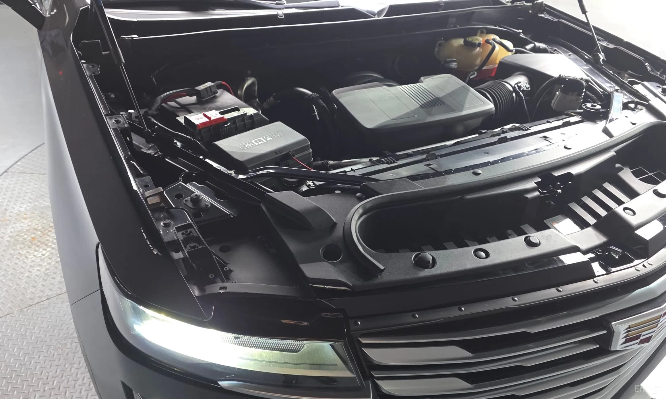 Escalade 5th Generation