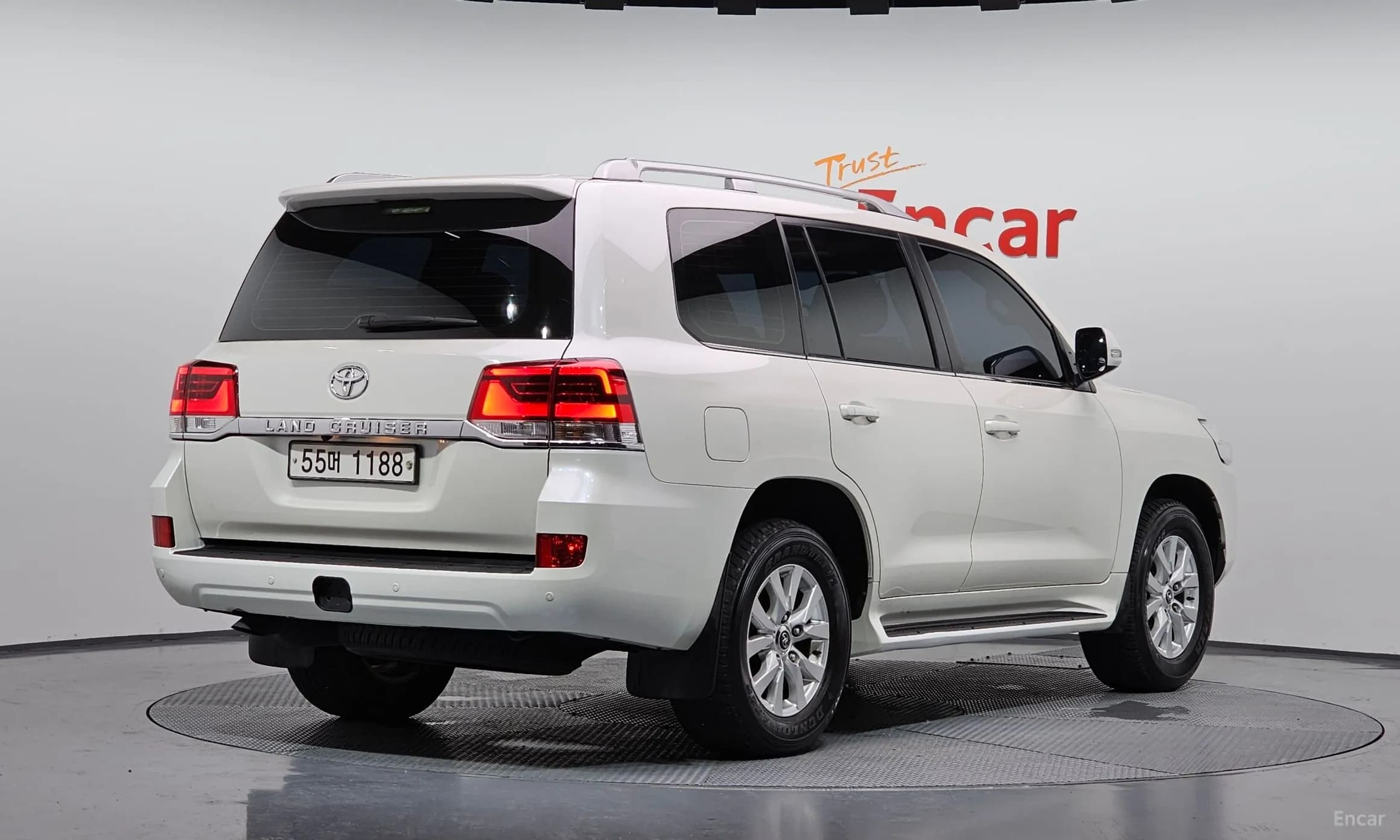 Land Cruiser