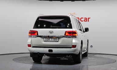 Land Cruiser