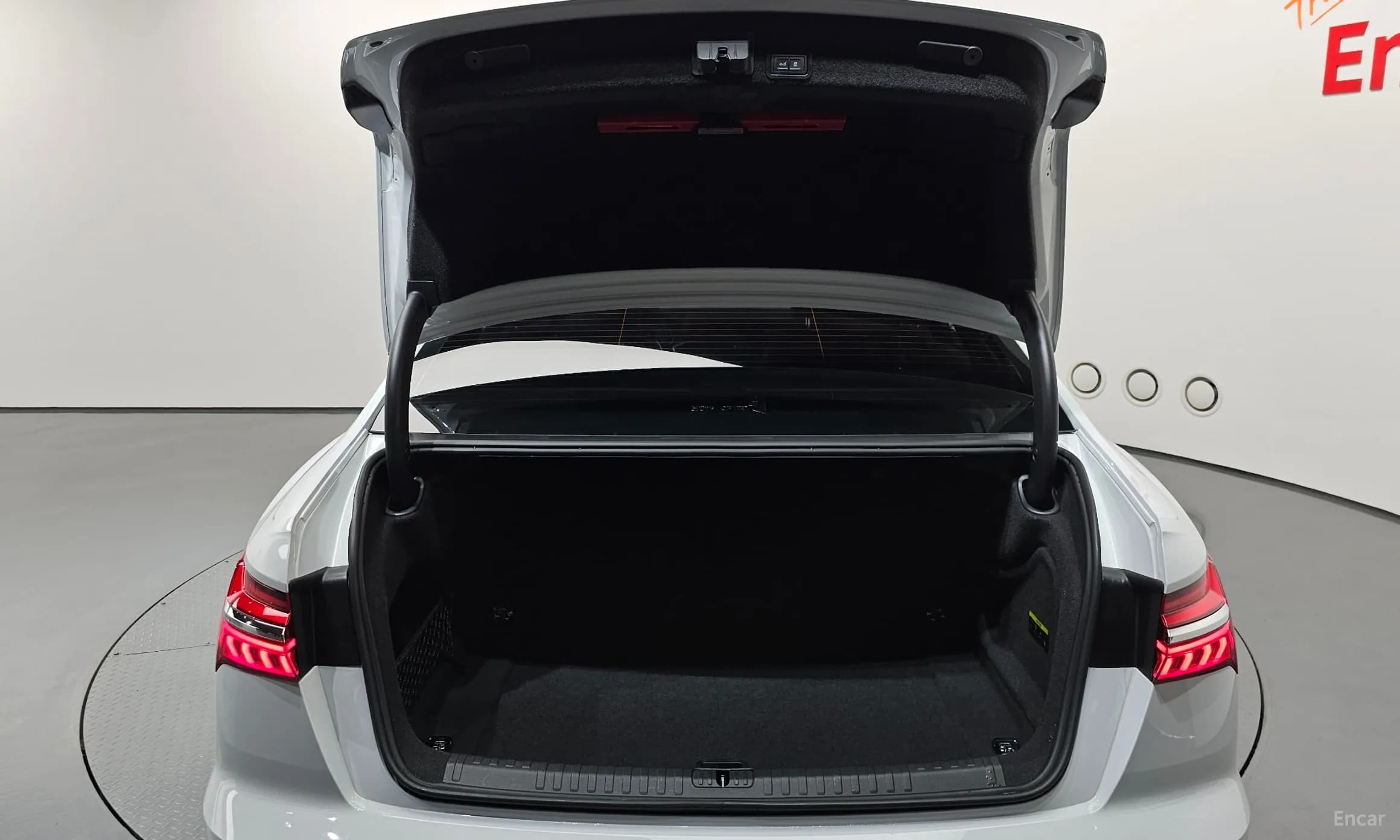 A6 (C8)