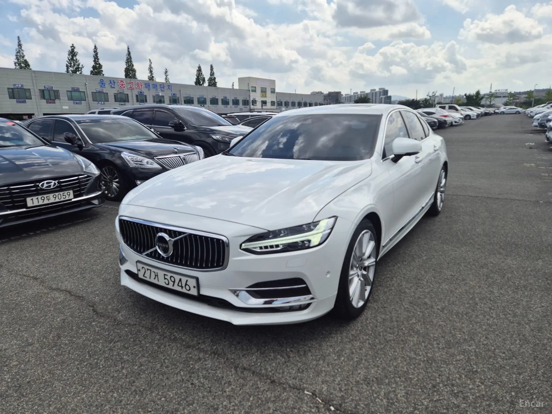 S90