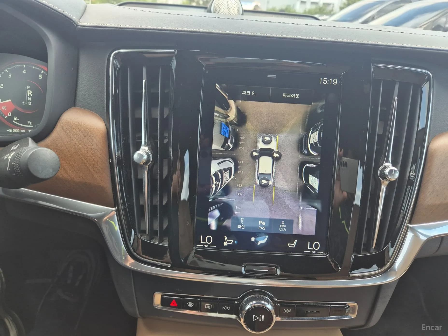 S90