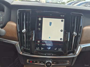 S90