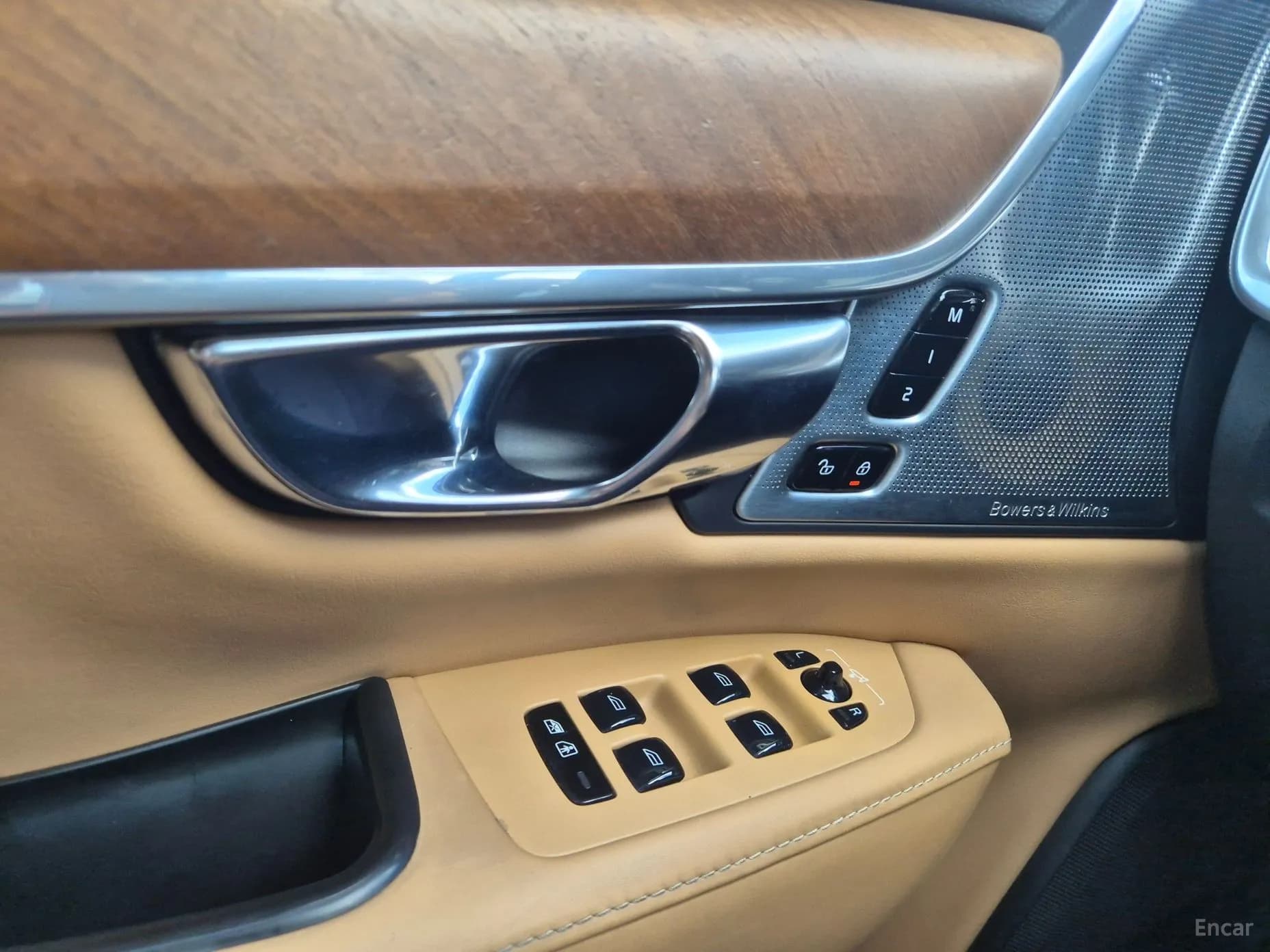 S90