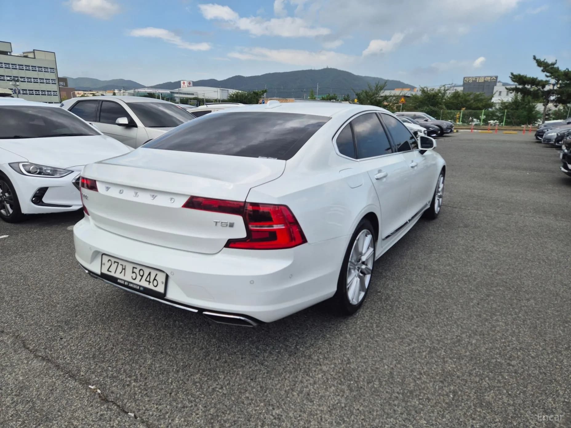 S90