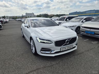 S90