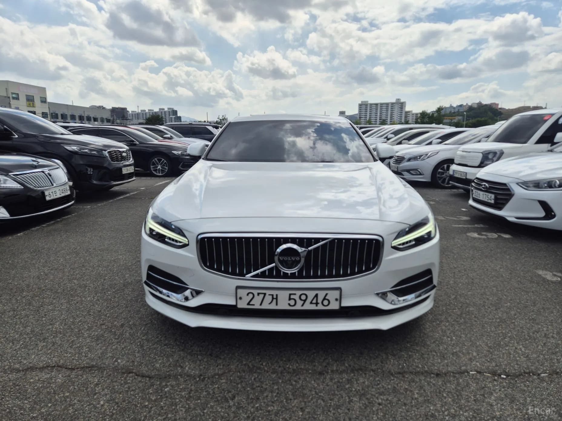 S90
