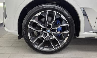 X7 (G07)
