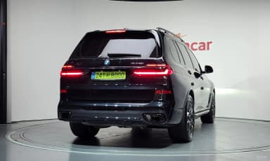 X7 (G07)