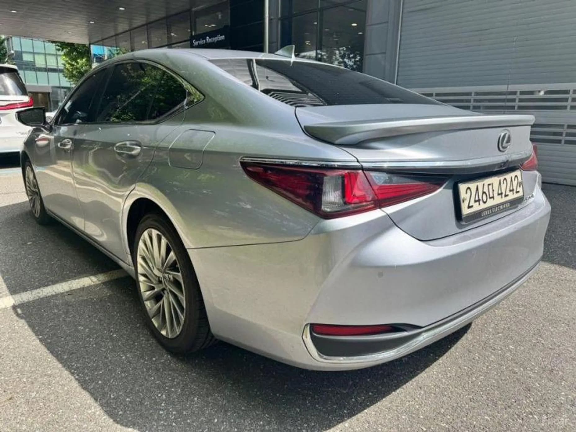 ES300h 7th Generation