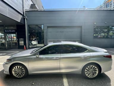 ES300h 7th Generation