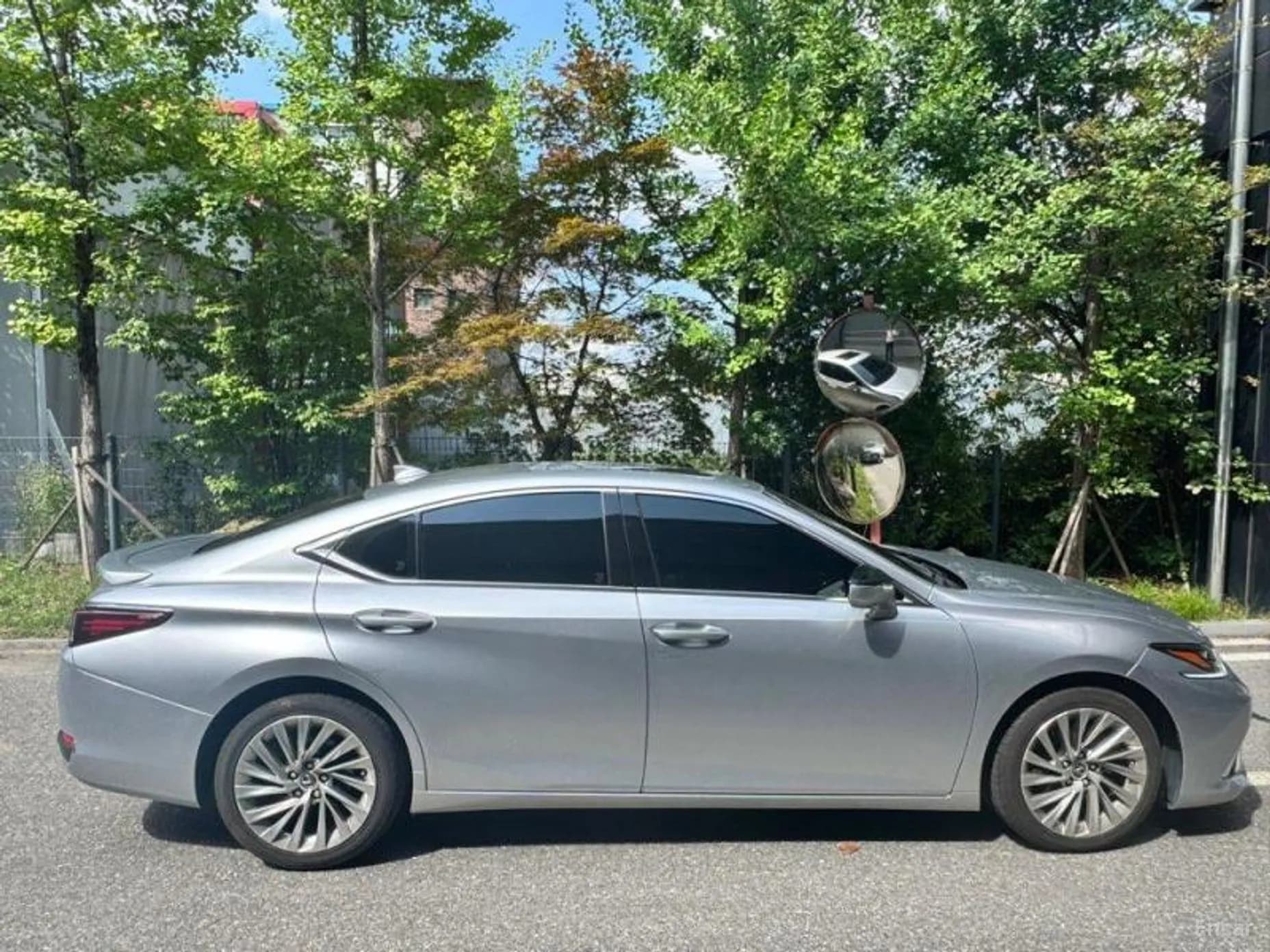 ES300h 7th Generation