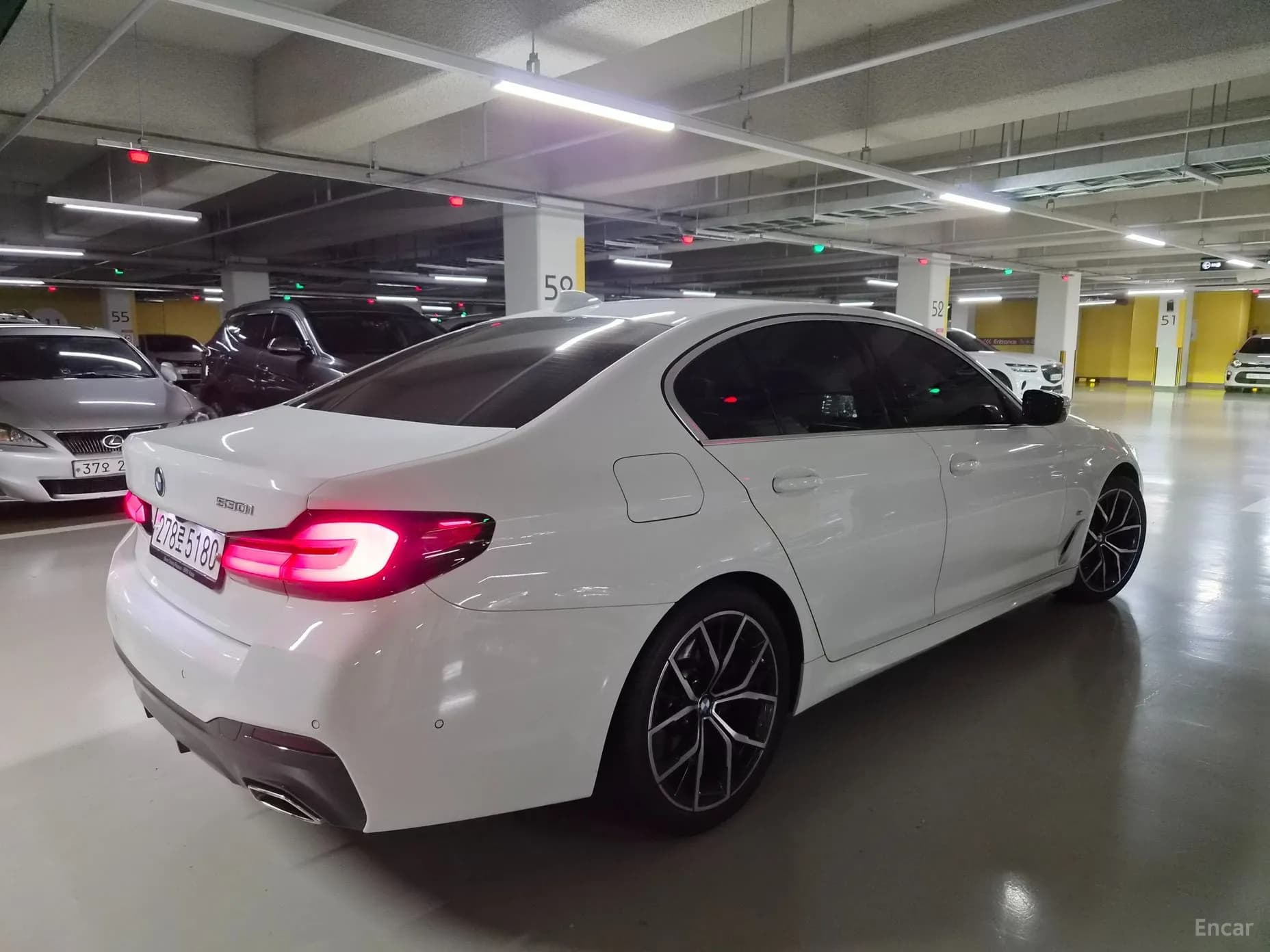 5 Series (G30)