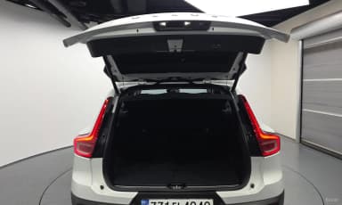XC40